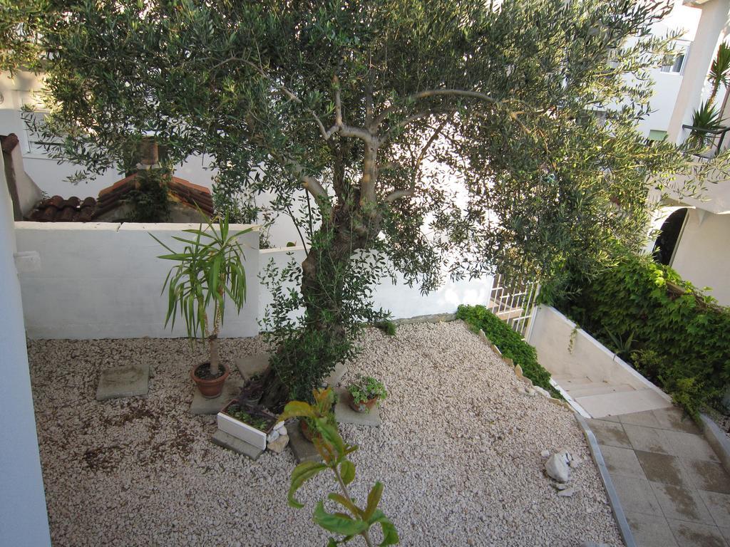 Holiday Home Mona Igrane Habitación foto