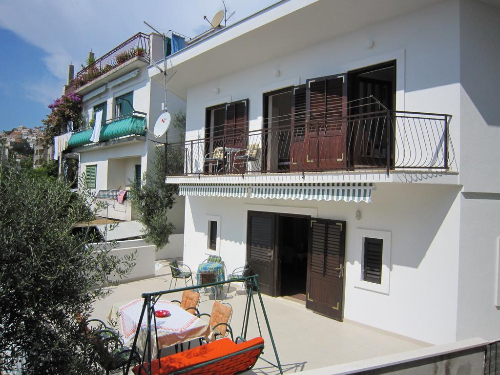 Holiday Home Mona Igrane Habitación foto